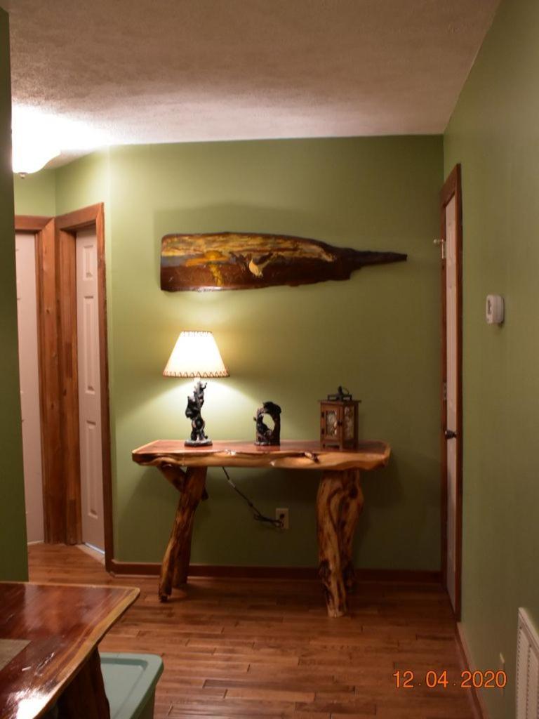 2 Miles To Parkway, Hot Tub, Pool Table, Air Hockey, Fire Pit! Pigeon Forge Eksteriør billede